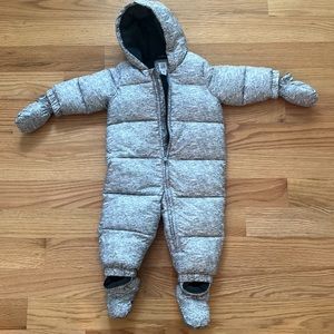 Gently used snow suit. Fleece lined. Super warm. Booties and gloves attached.